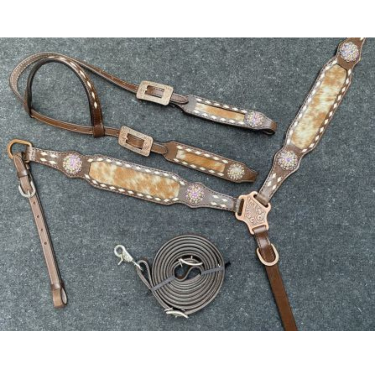 Showman ® Brown and White hair on cowhide One Ear Headstall and Breast Collar Set, - Double T Saddles